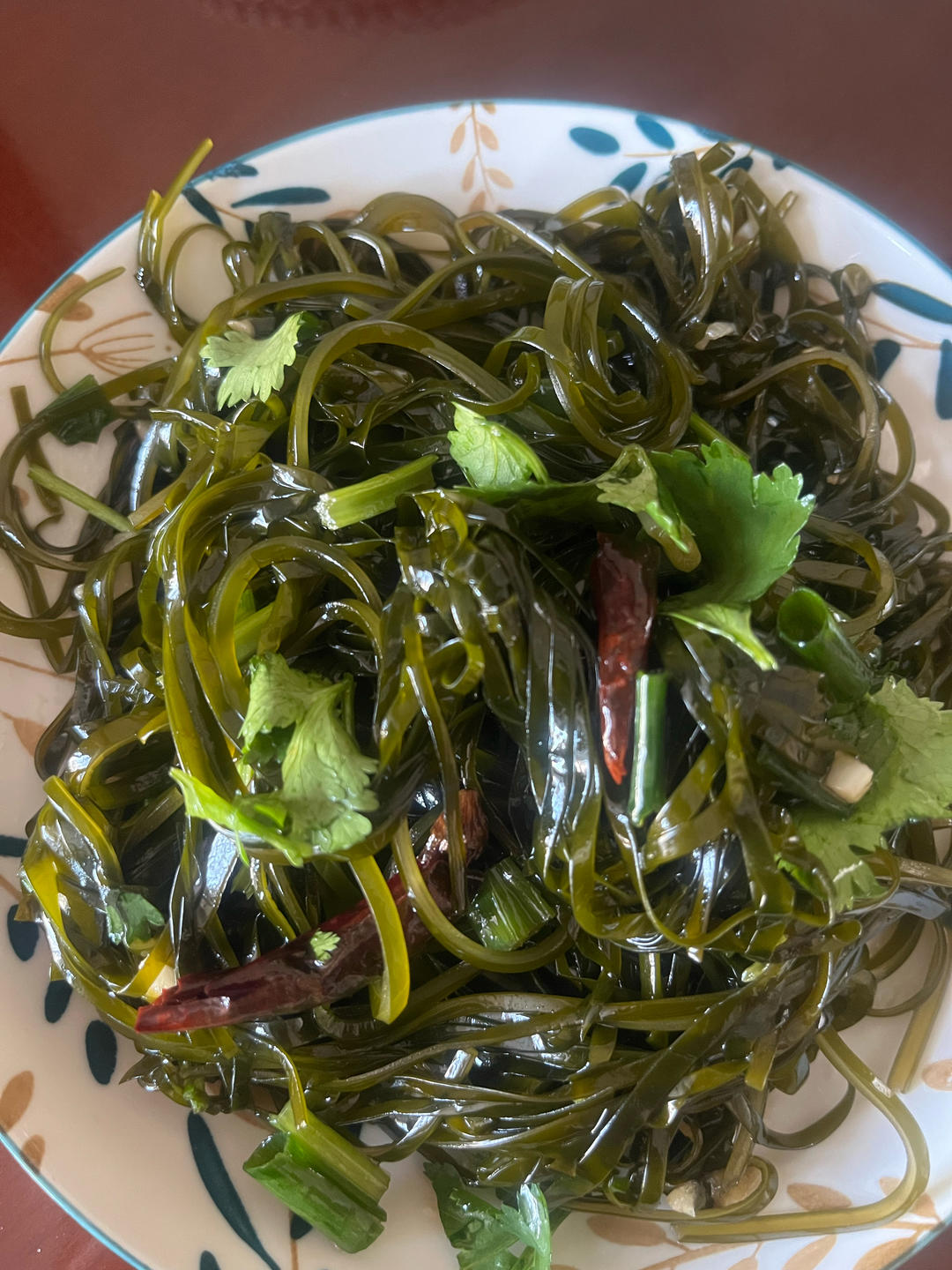 凉拌酸辣海带丝