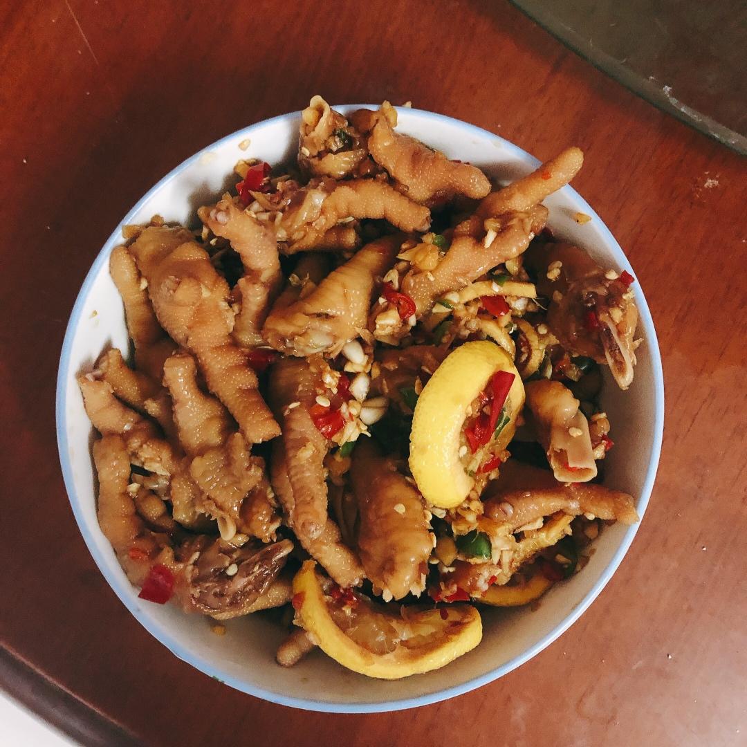 停不下来的秘制凉拌鸡爪