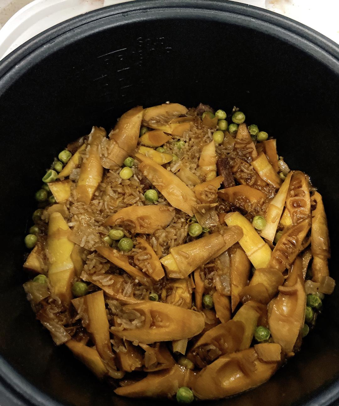 【笋烧糯米饭的做法步骤图,笋烧糯米饭怎么做好吃】老诺的老v_下厨房