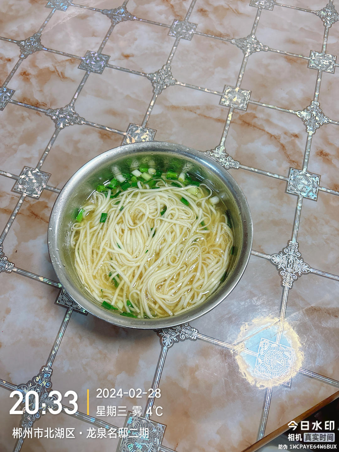 超简单的10分钟做好-热汤面