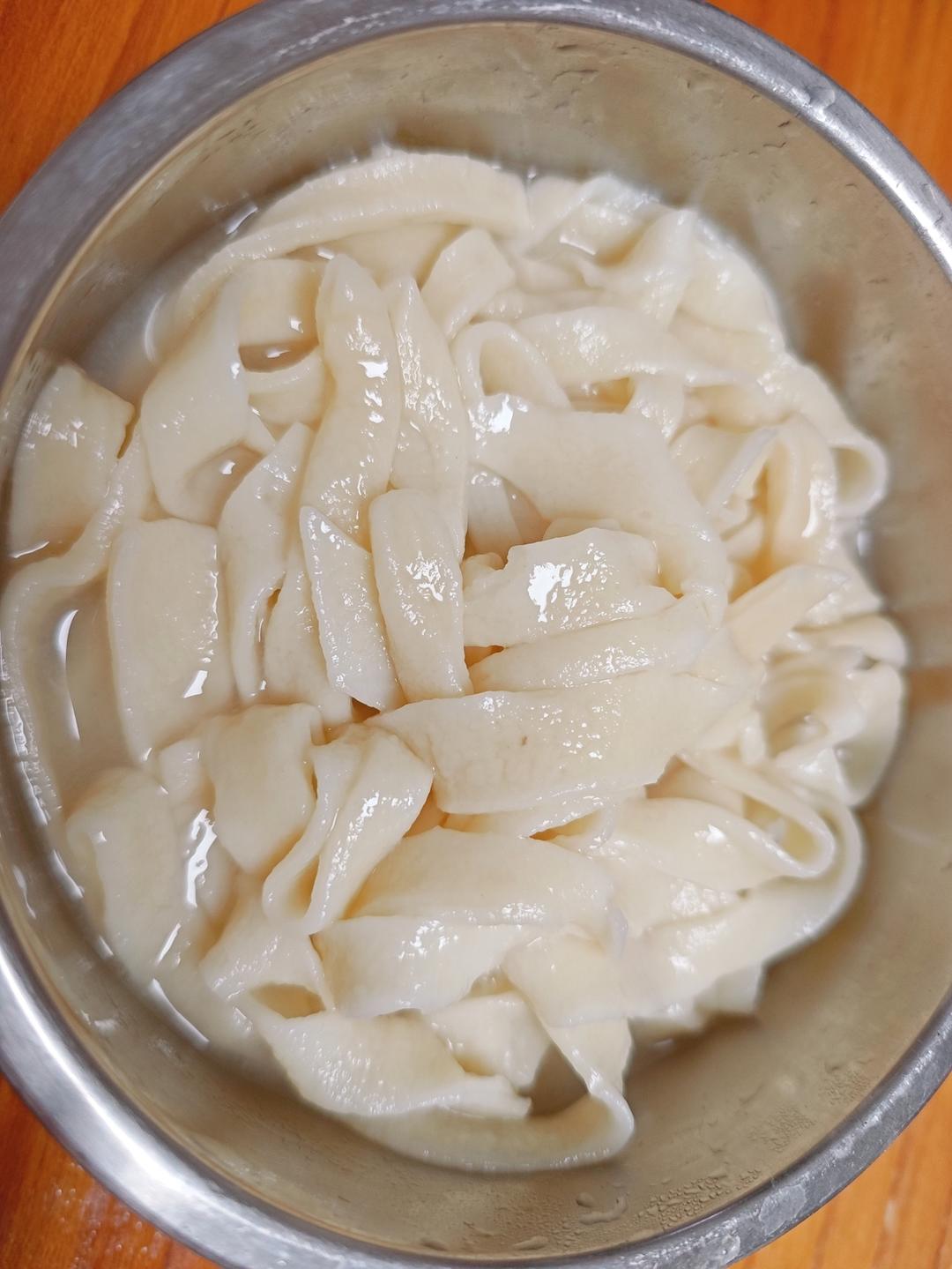 快手纯手工擀面条