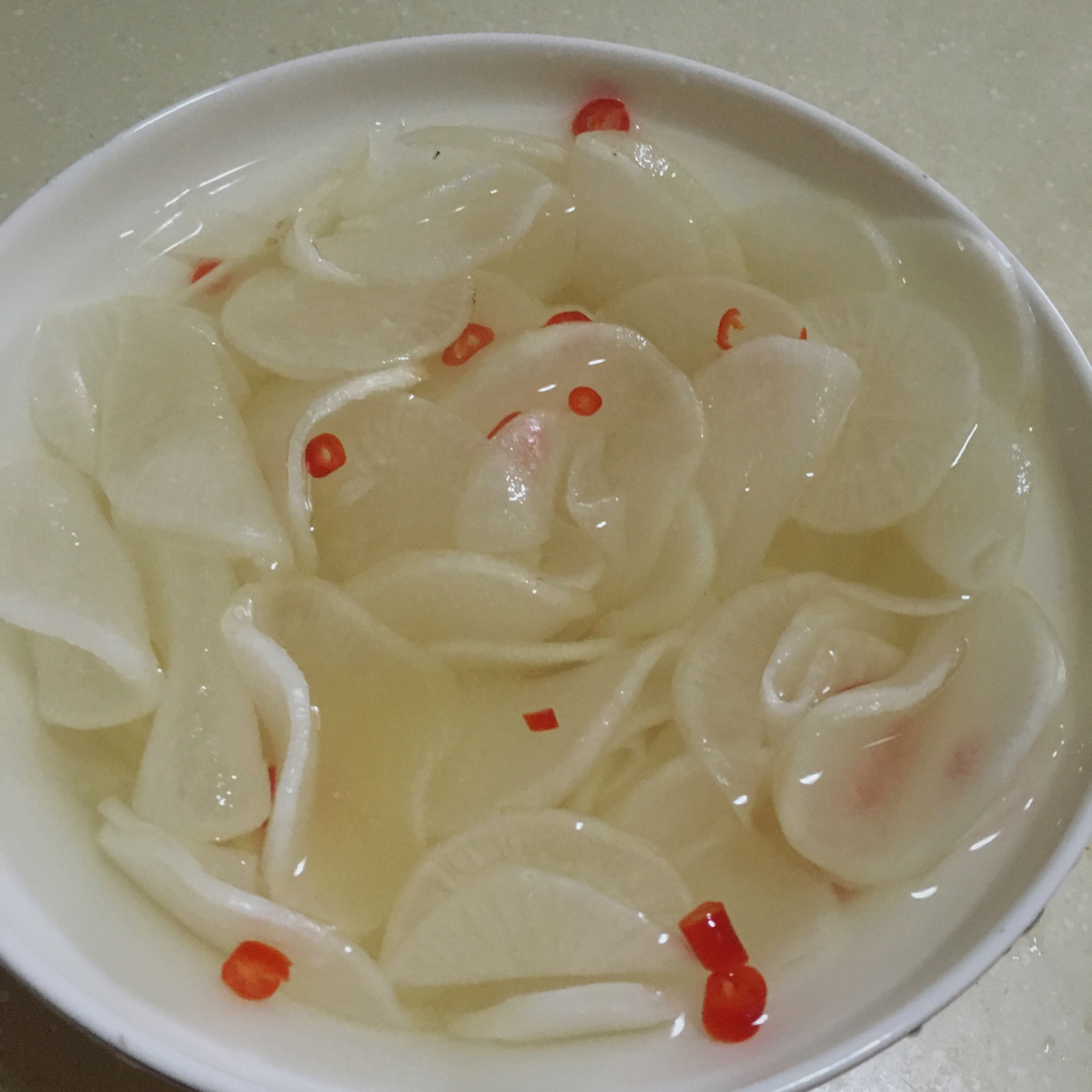 腌制酸萝卜