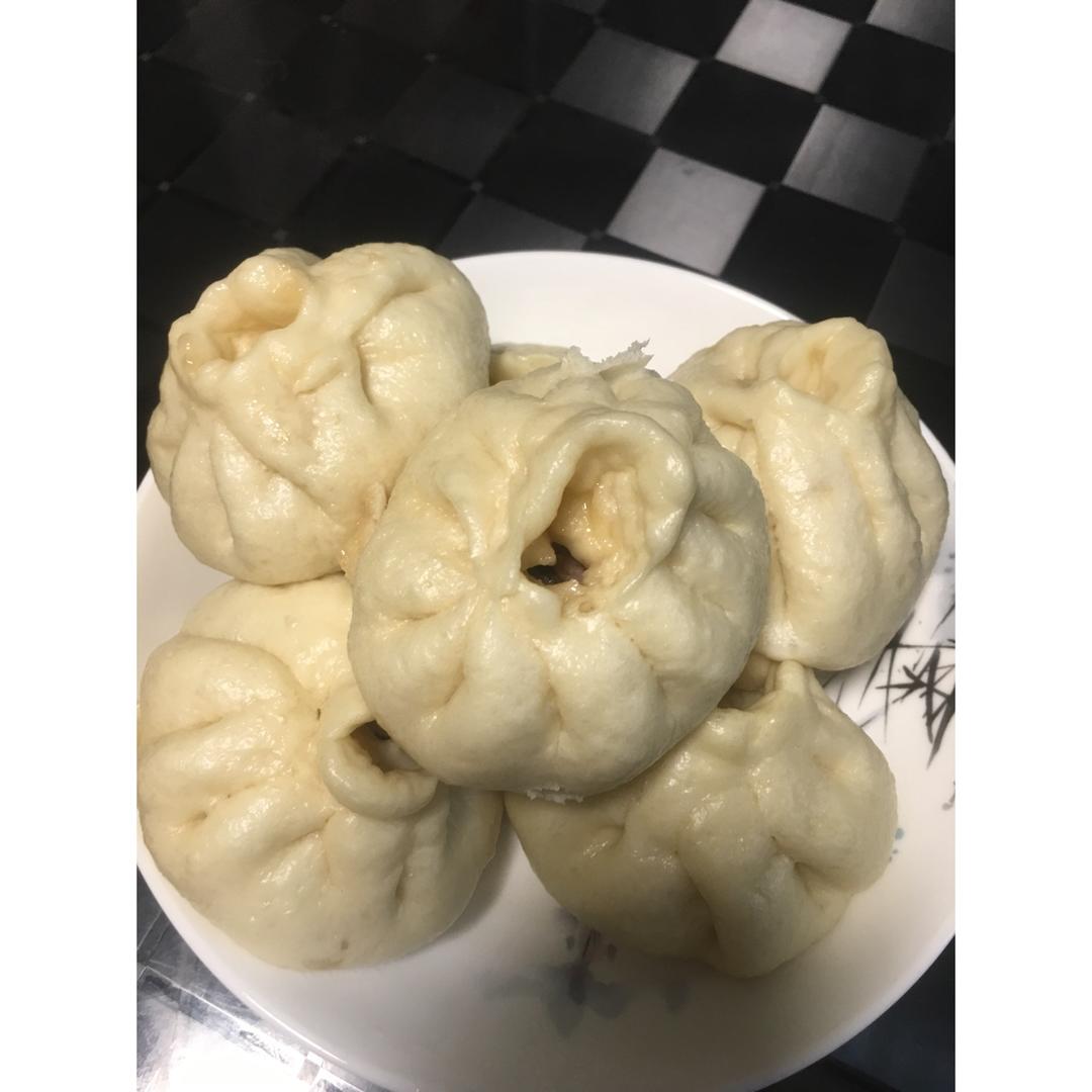 鲜肉包子
