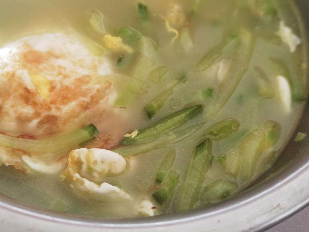 鸡蛋🥚萝卜汤！