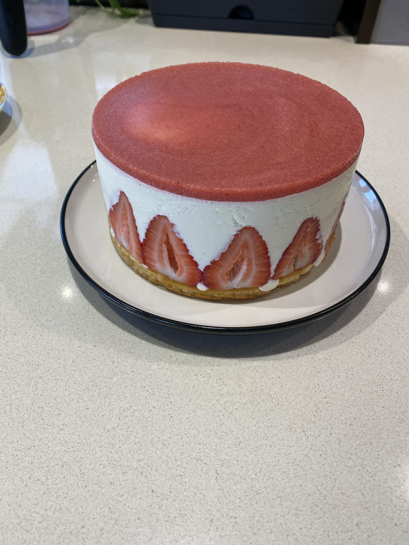 【视频】草莓慕斯蛋糕～抓住草莓季的尾巴