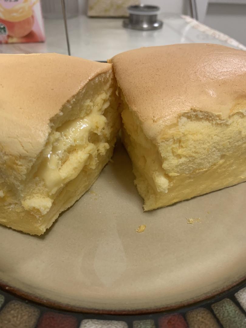堪比柯基屁股
爆浆芝士🧀古早蛋糕