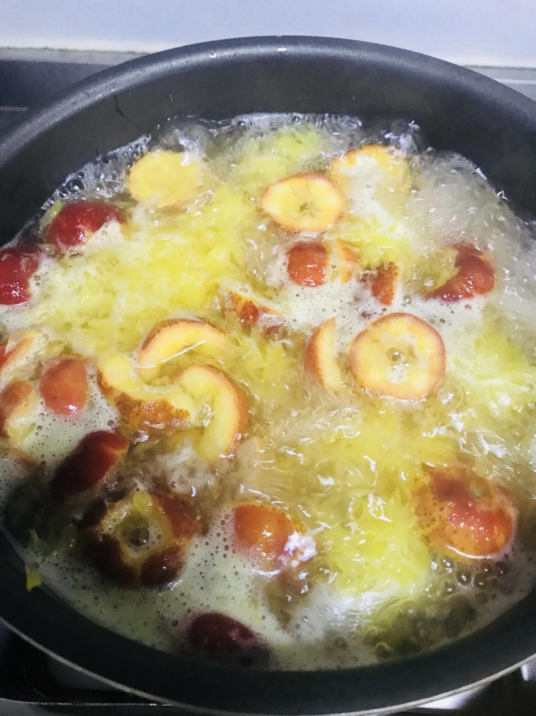 无敌好吃的《什锦水果罐头》冰糖雪梨冰糖山楂糖水罐头煮水果罐头的做法