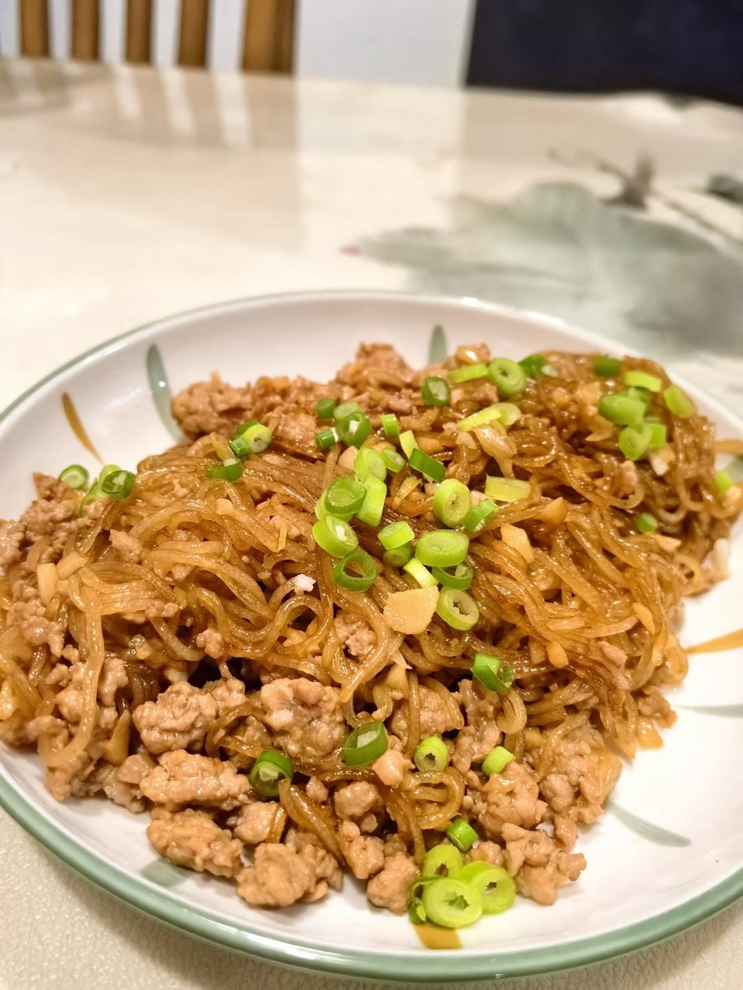 厨师长教你：“蚂蚁上树”的家常做法，非常详细的讲解