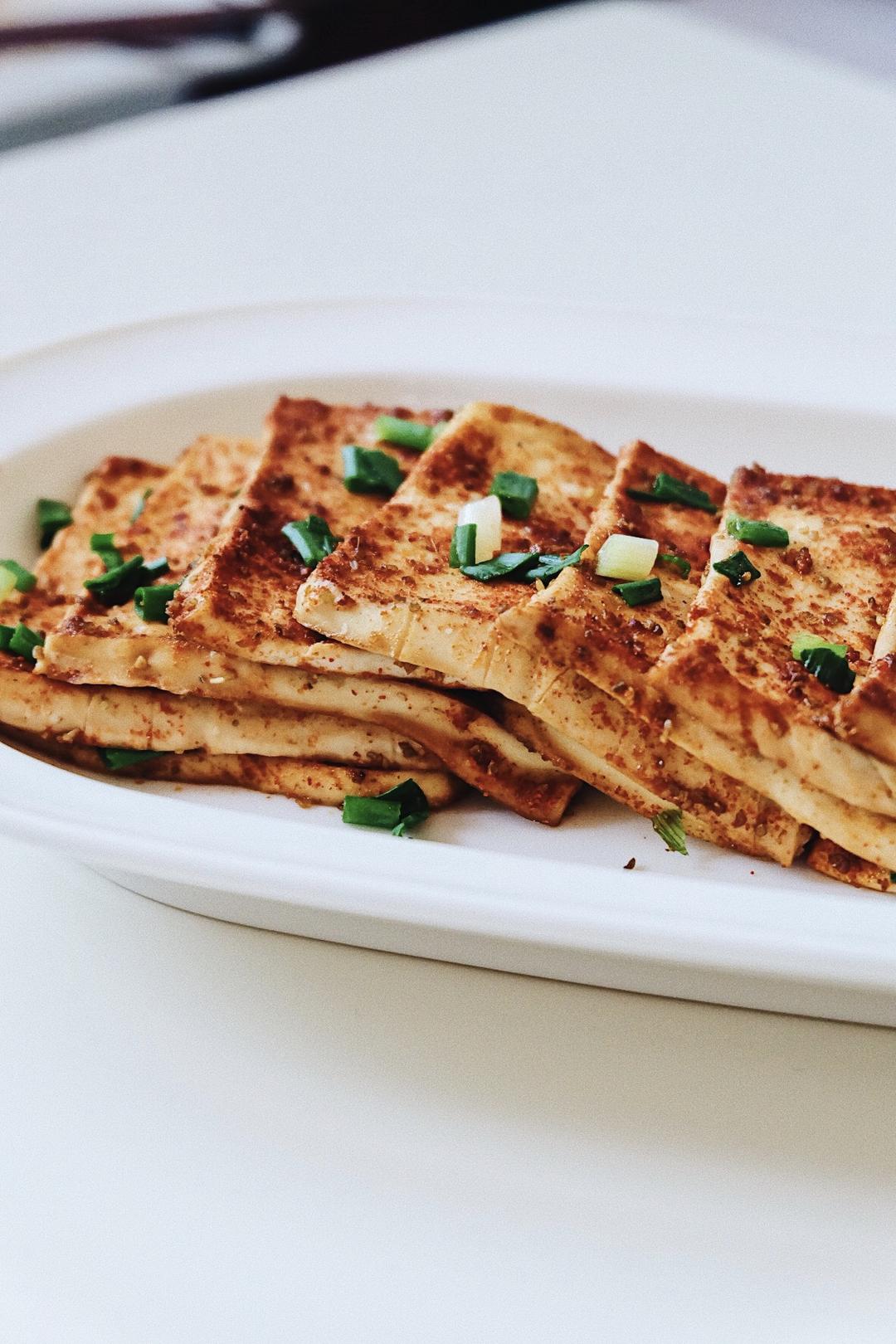 【12月北鼎烤箱食谱】孜然香辣豆腐的做法