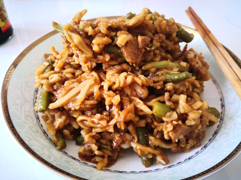 豆角焖面