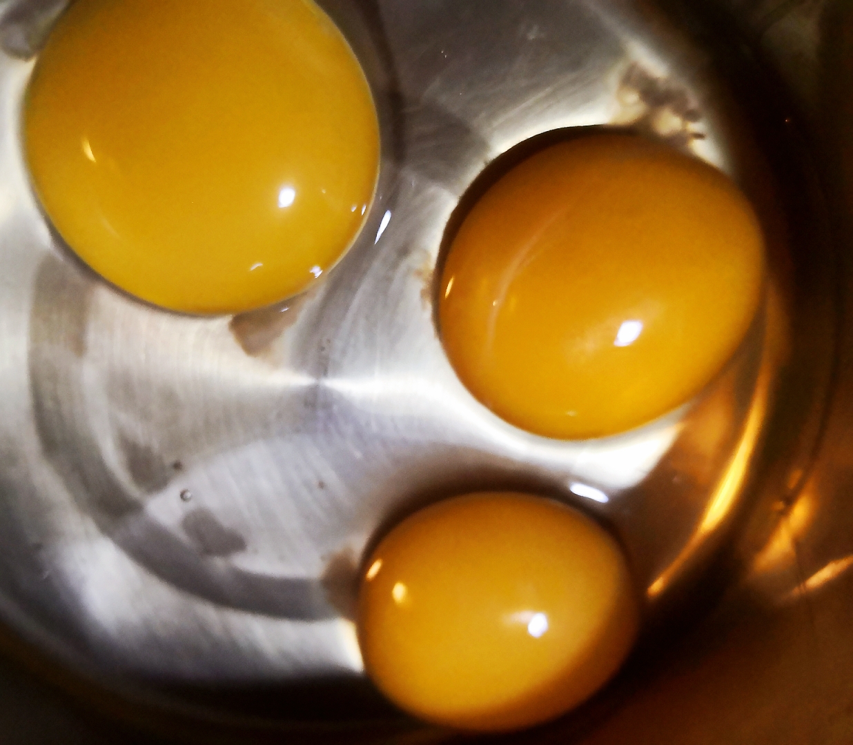 减脂好吃韭芽炒鸡蛋的做法 步骤1