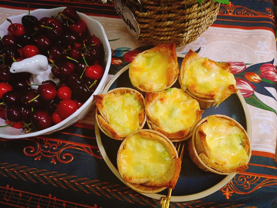 好吃又好看❗️芝士鸡蛋吐司碗