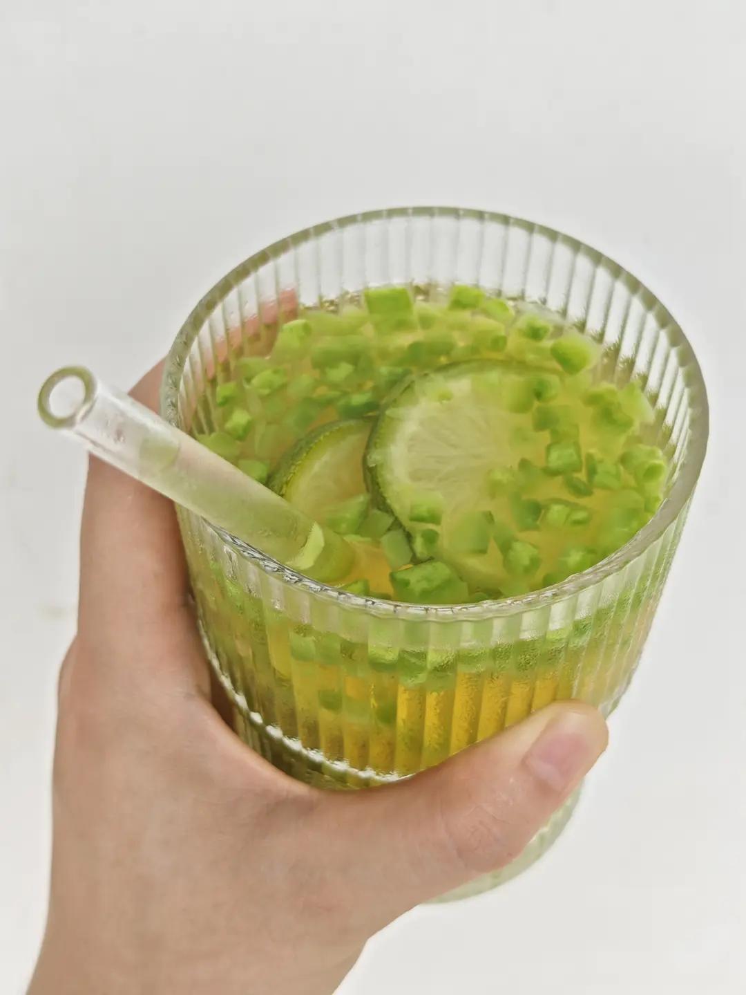 苦瓜柠檬茶
