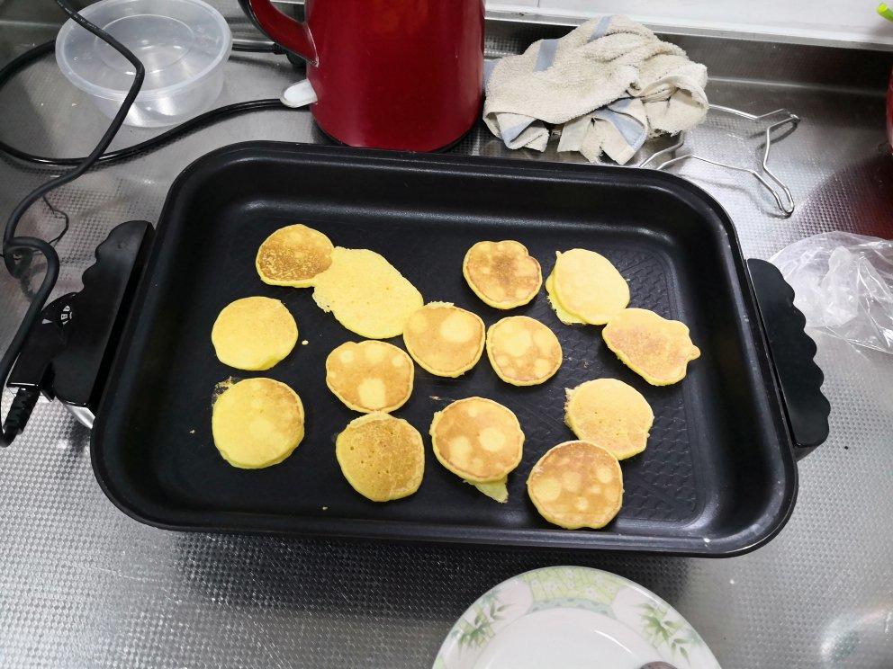 一个苹果一个鸡蛋两勺面粉