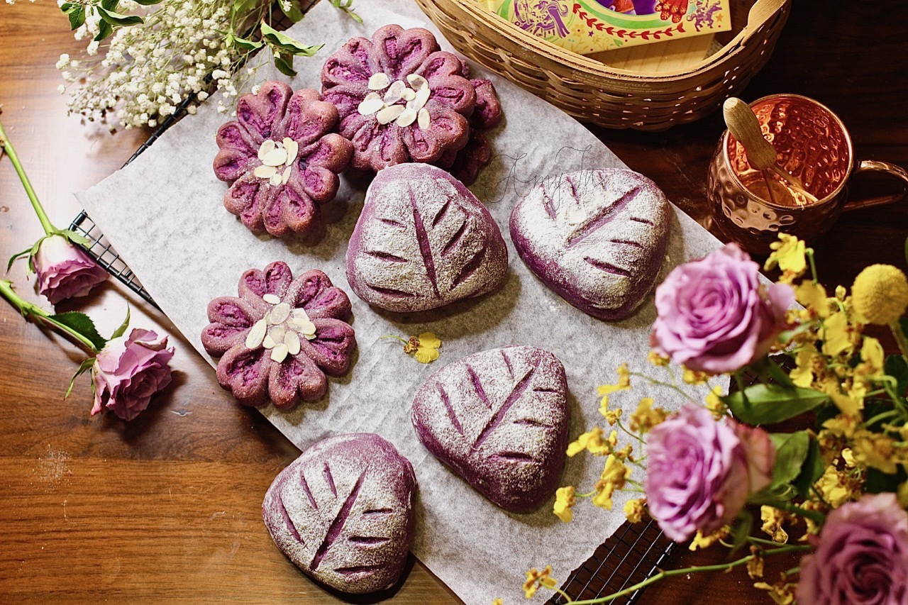 【两种造型】美美的紫薯香芋面包的做法