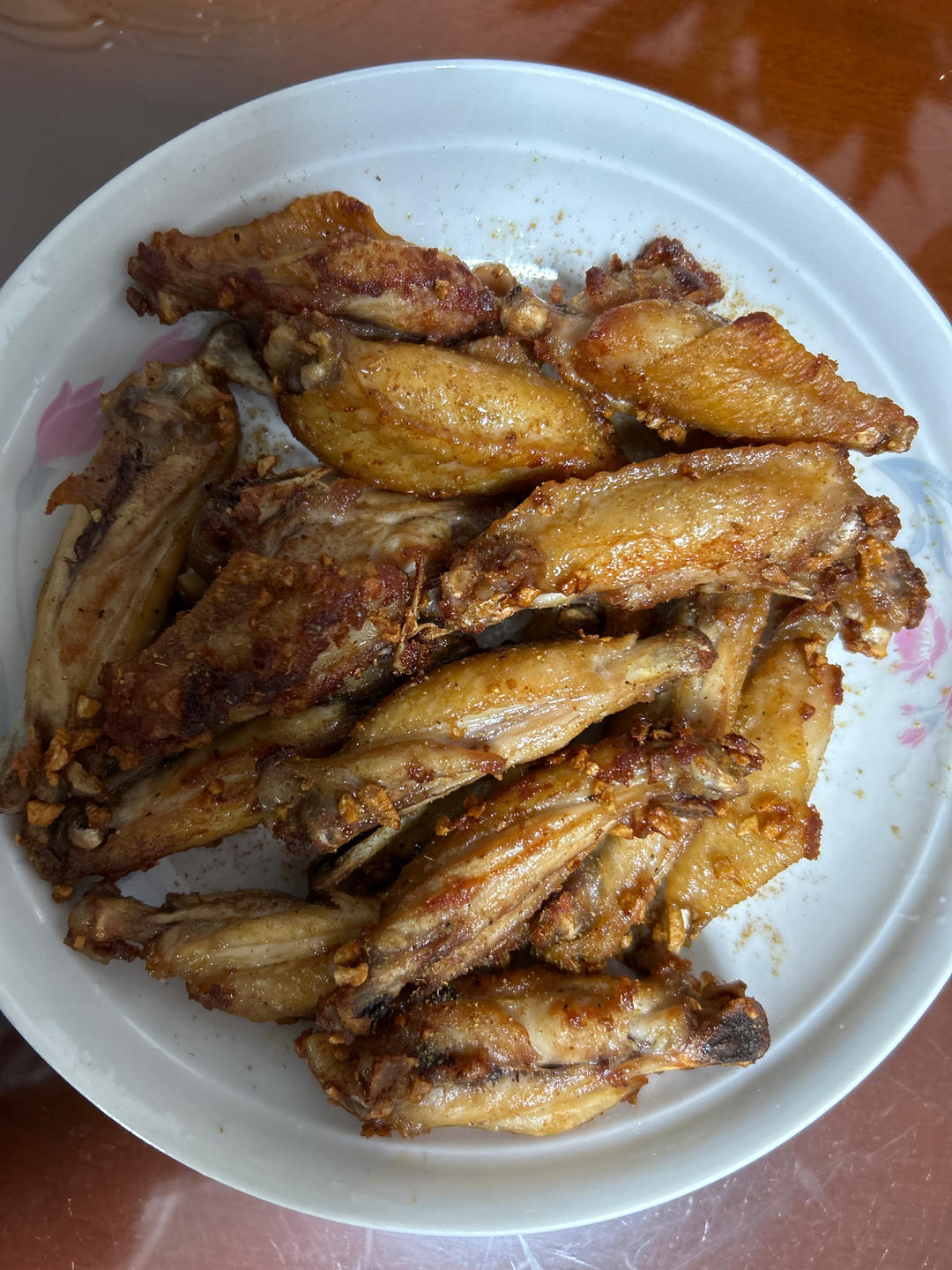 蒜香鸡翅，这才是鸡翅最好吃的做法