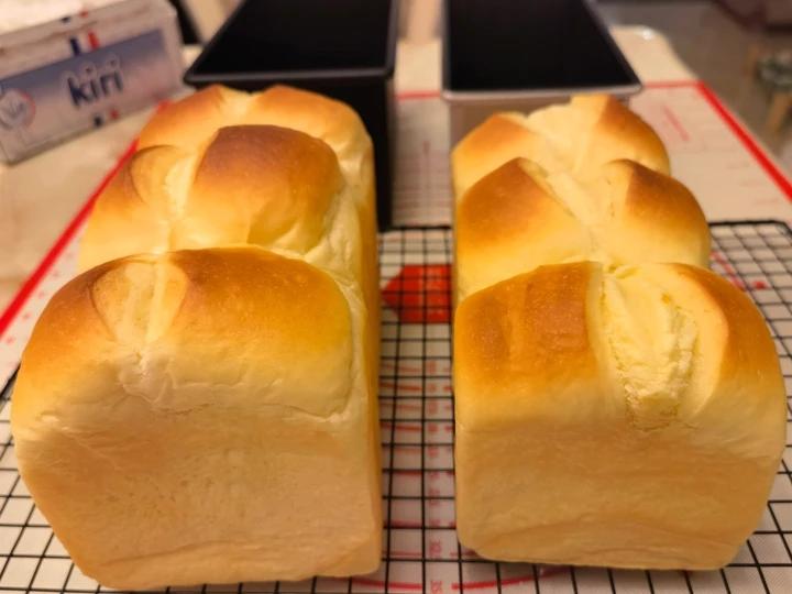我认为最好吃的吐司🍞重磅奶油奶酪吐司（内含奶油奶酪馅料制作方法）