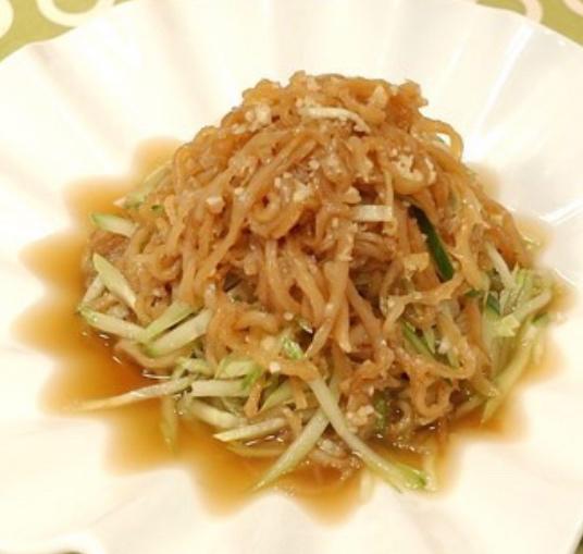 해파리냉채韩式凉拌海蜇丝简易版的做法