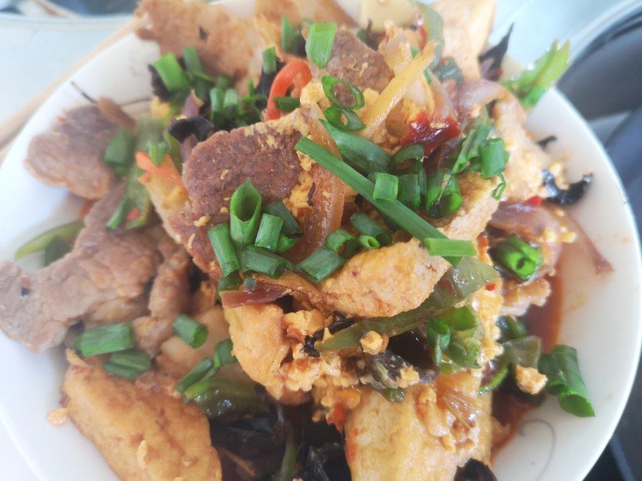 家常煎豆腐炒肉