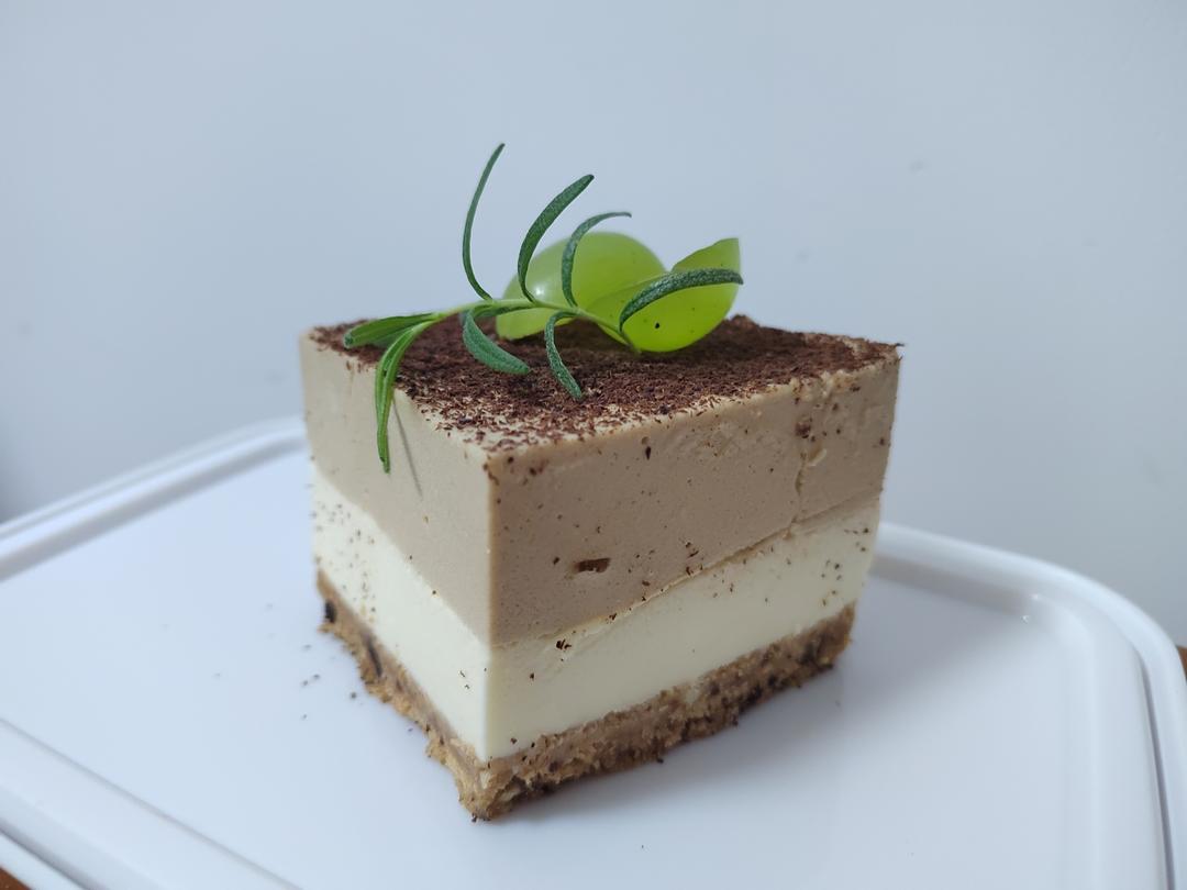 咖啡控必做！生椰拿铁慕斯蛋糕！