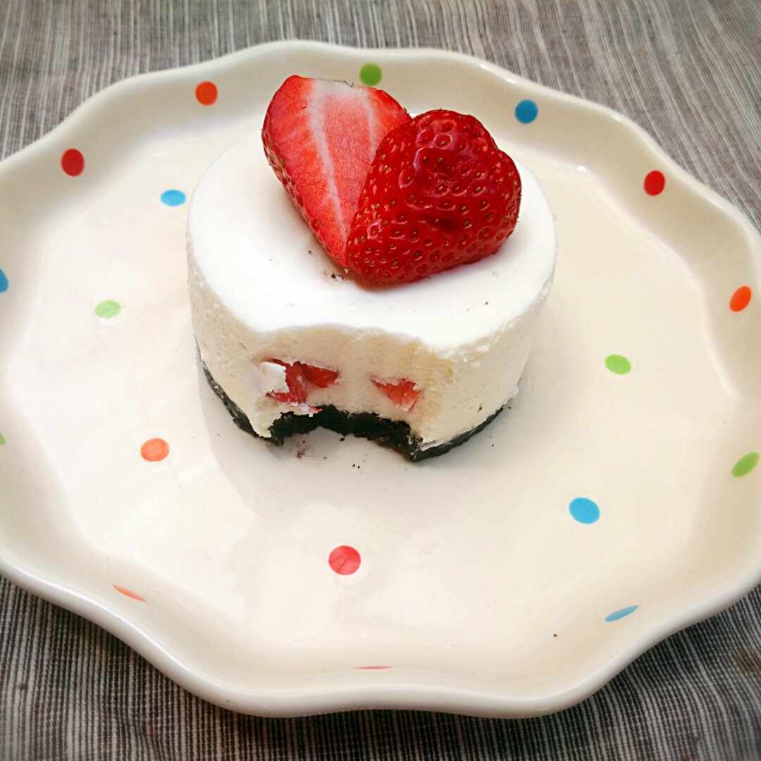 《Tinrry下午茶》教你做草莓芝士慕斯（6寸配方）