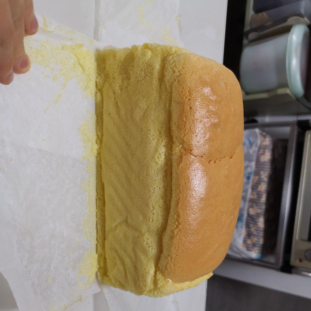 堪比柯基屁股
爆浆芝士🧀古早蛋糕