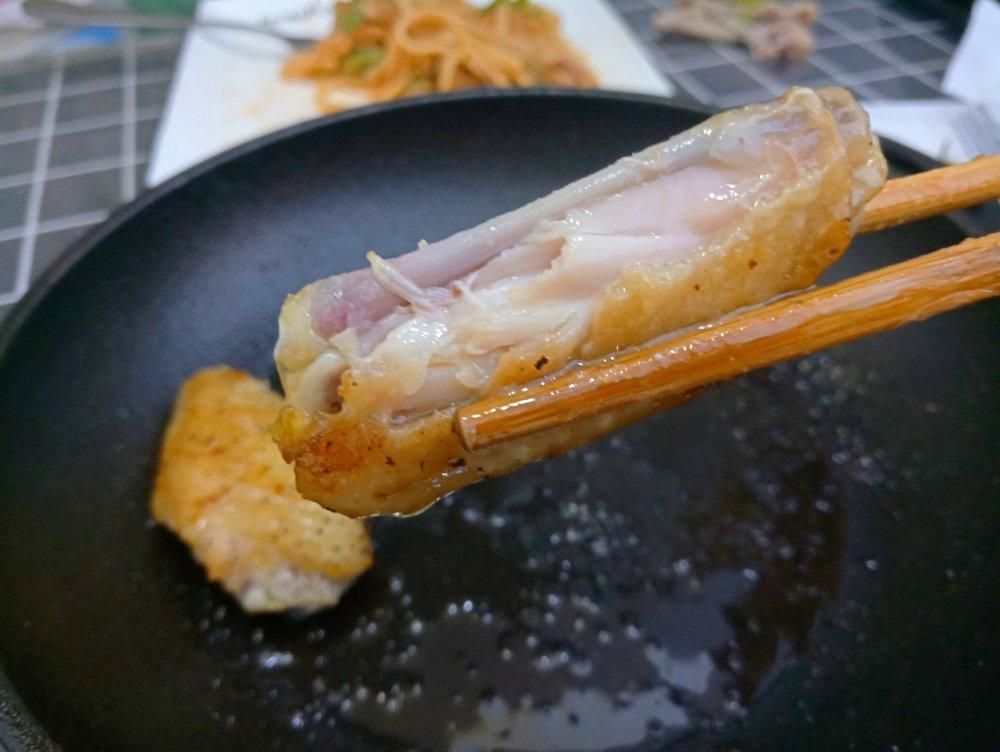 不需要一滴油外酥里嫩的香煎鸡翅