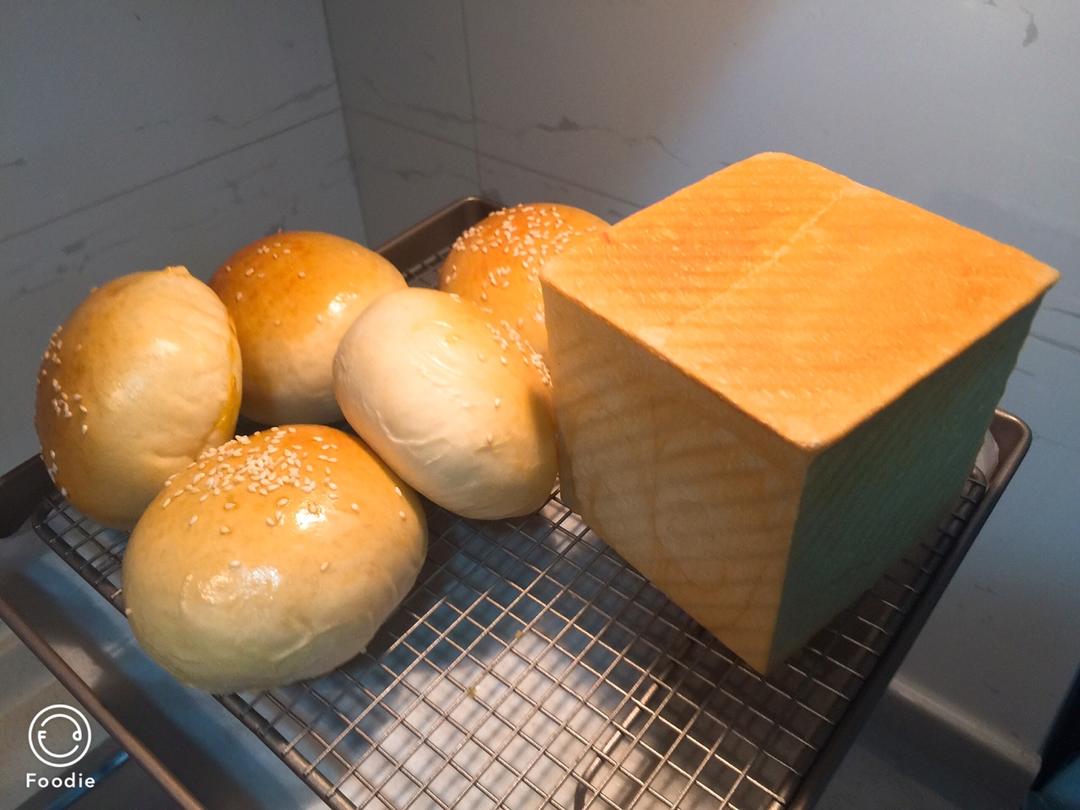鲜奶吐司（老面法）