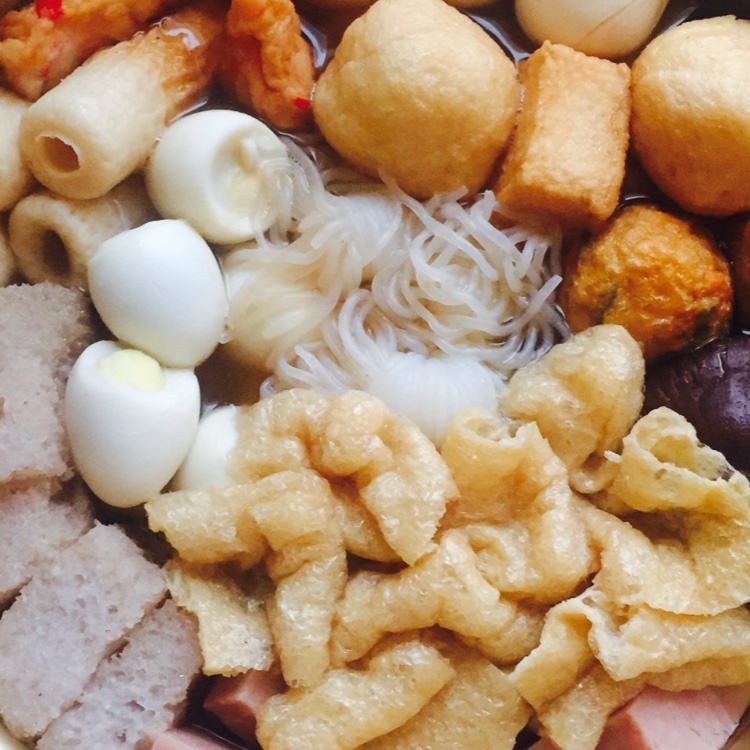 牛油果爱上夏天的三文鱼