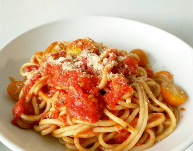 番茄意大利面