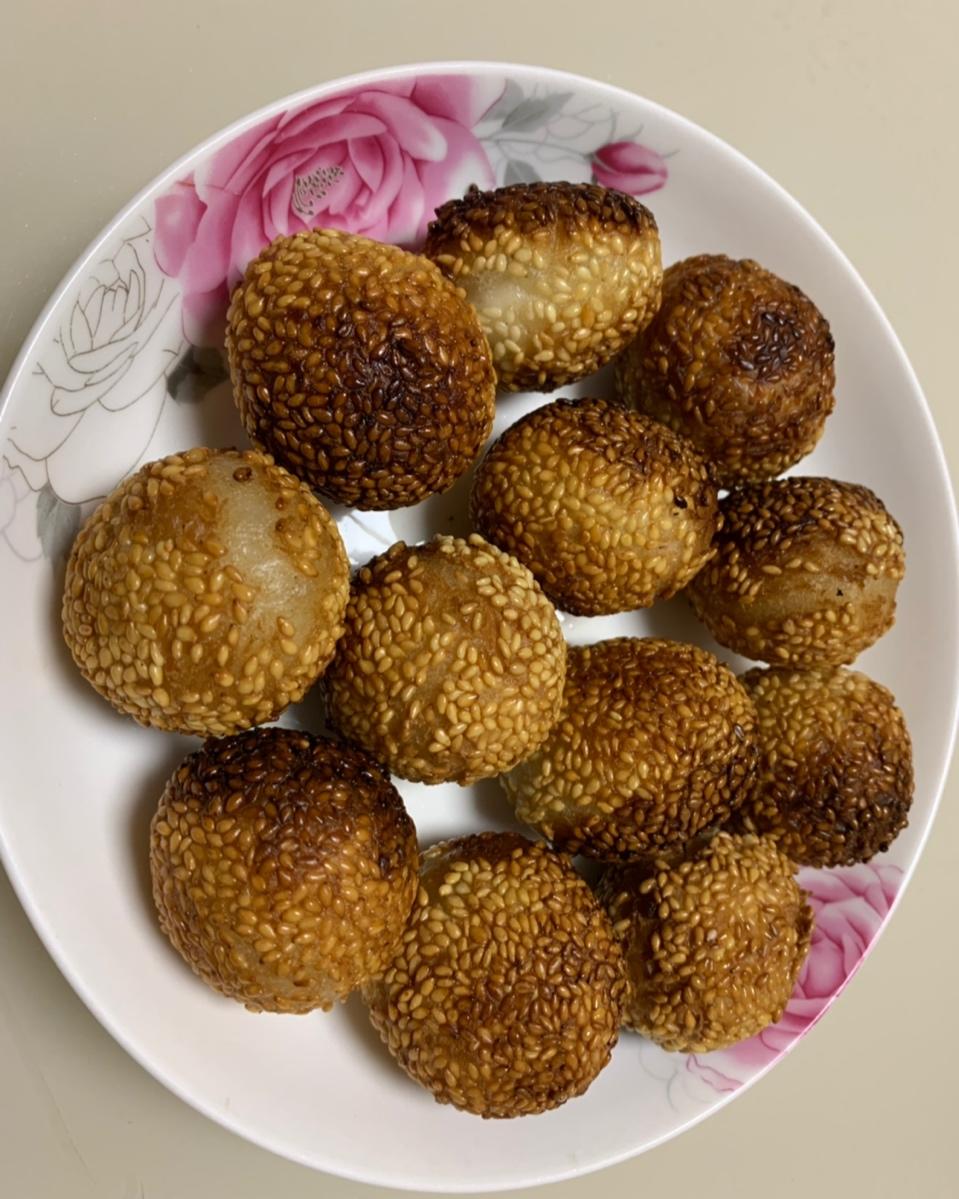 油炸糯米丸子（湖南醴陵小吃--酒席春节必备菜）
