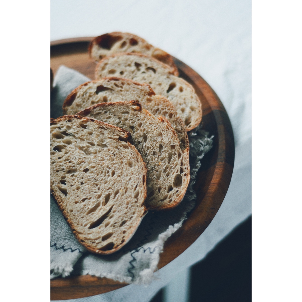 罗勒面包〈天然酵种＆新鲜酵母〉