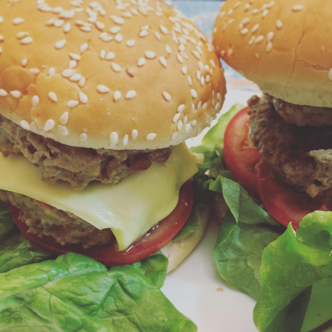 宅男食堂做的日式香煎爆汁汉堡排