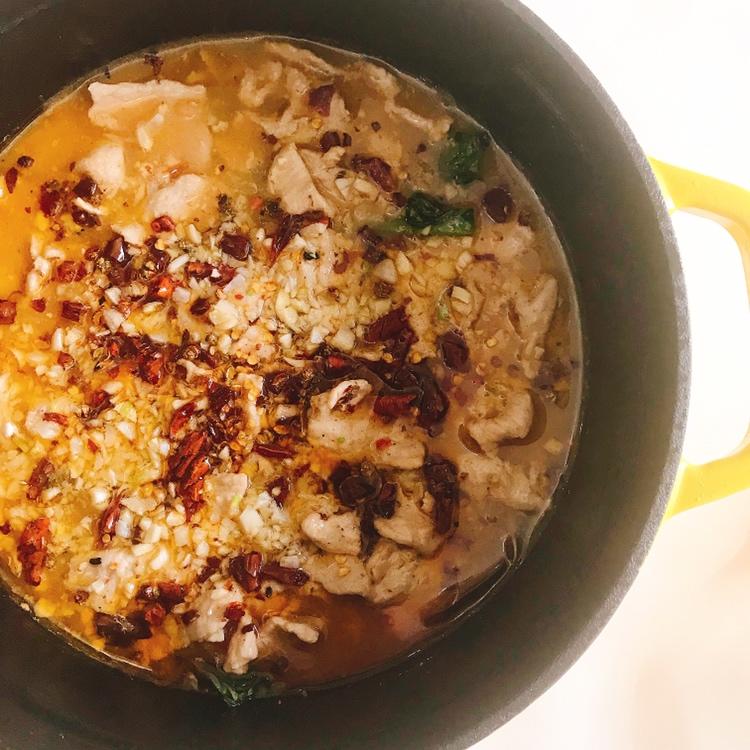 厨师长教你：“水煮肉片”的正宗做法，这味道真的很四川