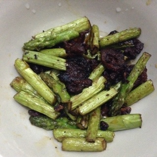 培根炒芦笋