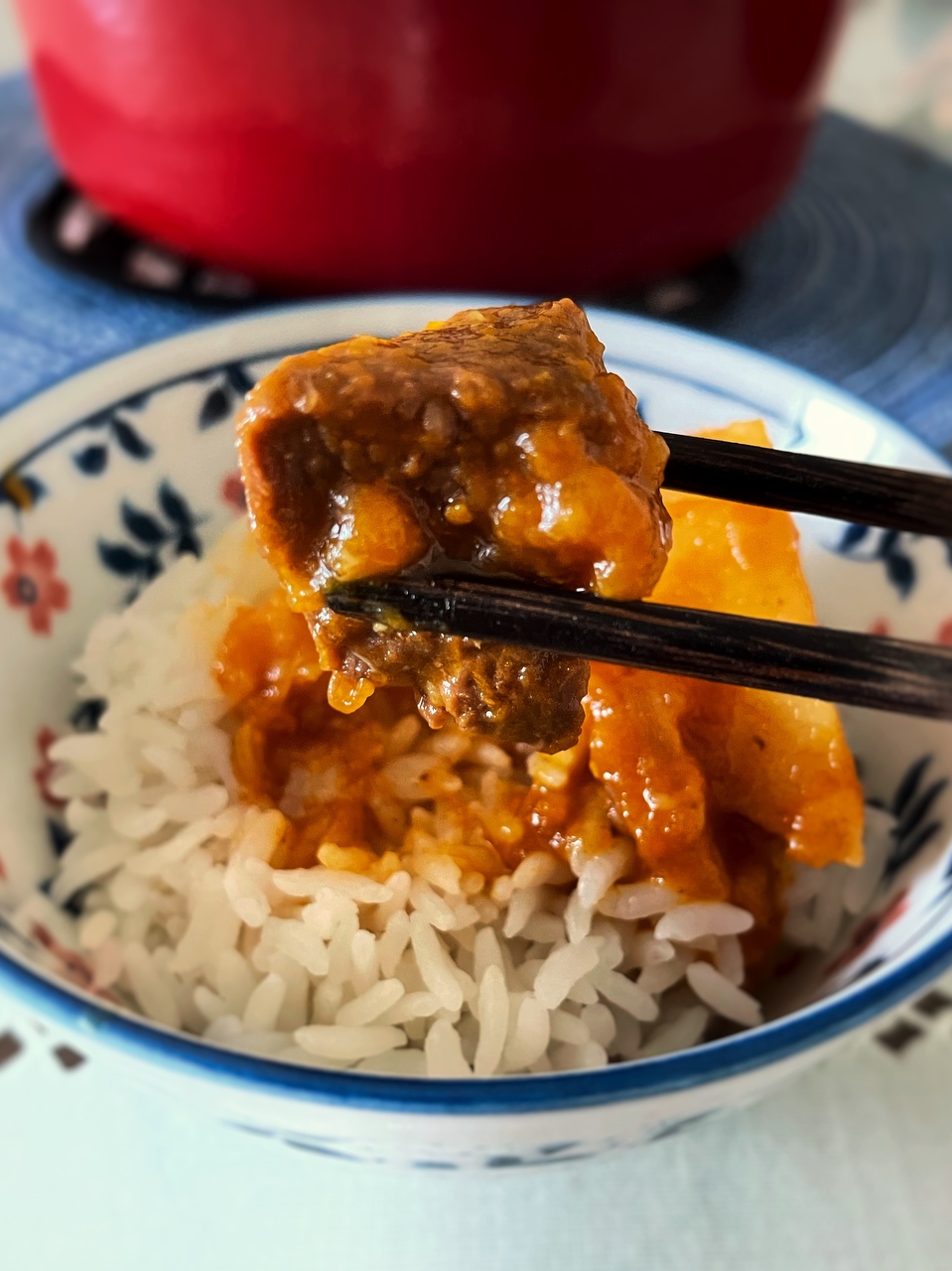 珐琅锅版金瓜焖牛肉的做法