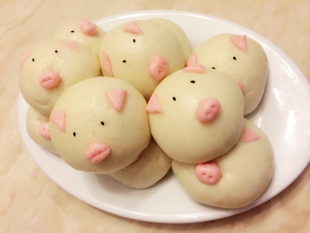 可爱的小猪豆沙包