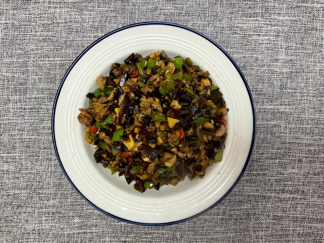 云南黑三剁的做法