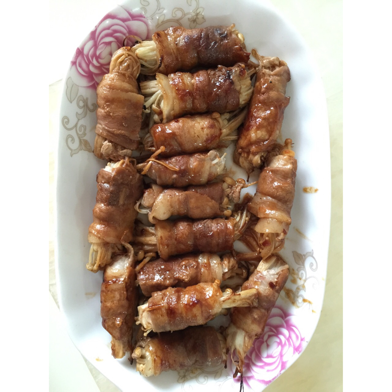 烤五花肉（五花肉+金针菇）