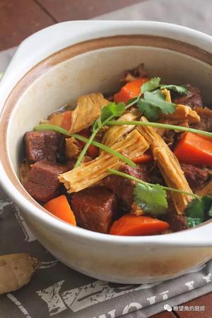 胡萝卜腐竹牛腩煲「瞭望角的厨房」的做法 步骤7