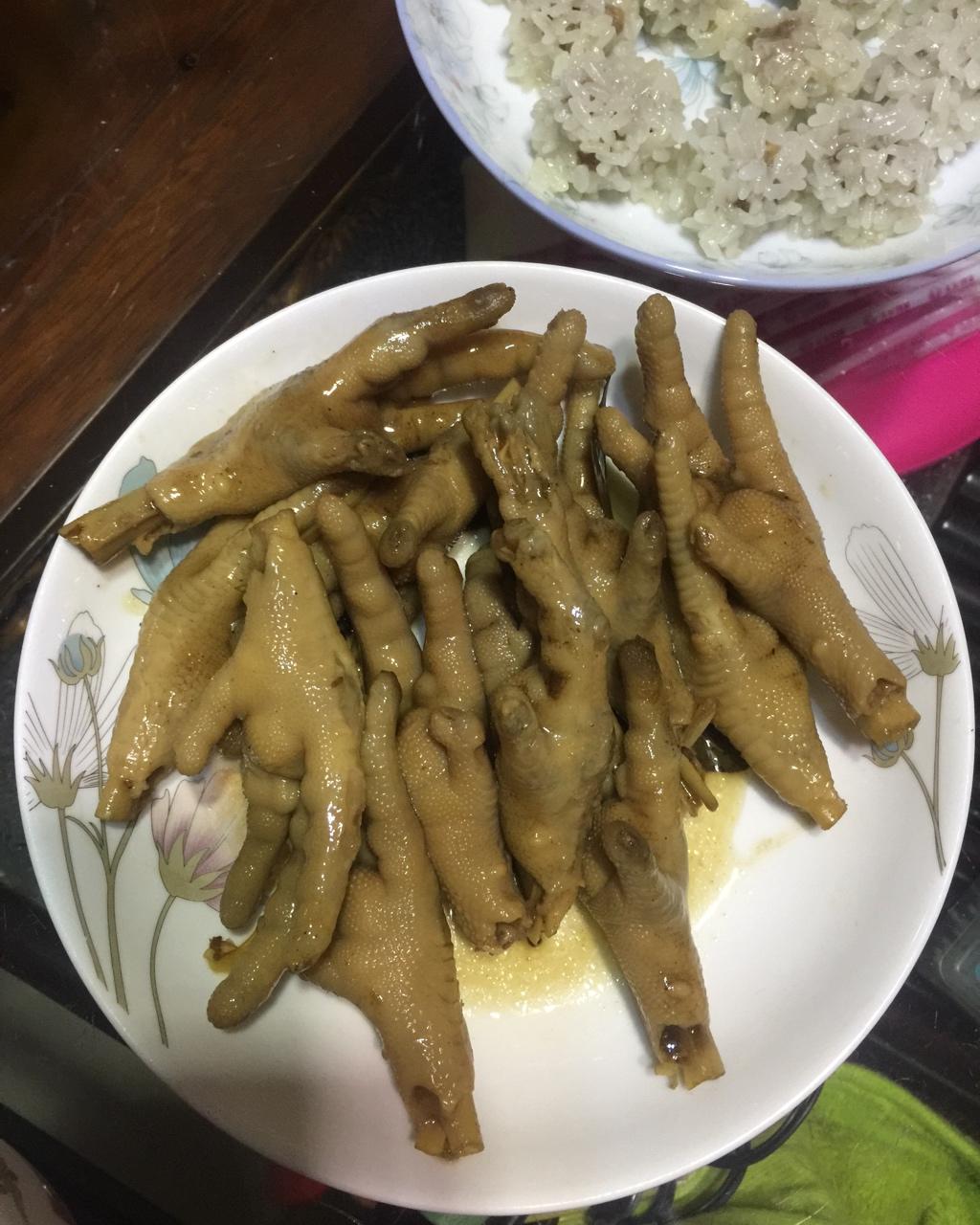 秘制红烧鸡爪