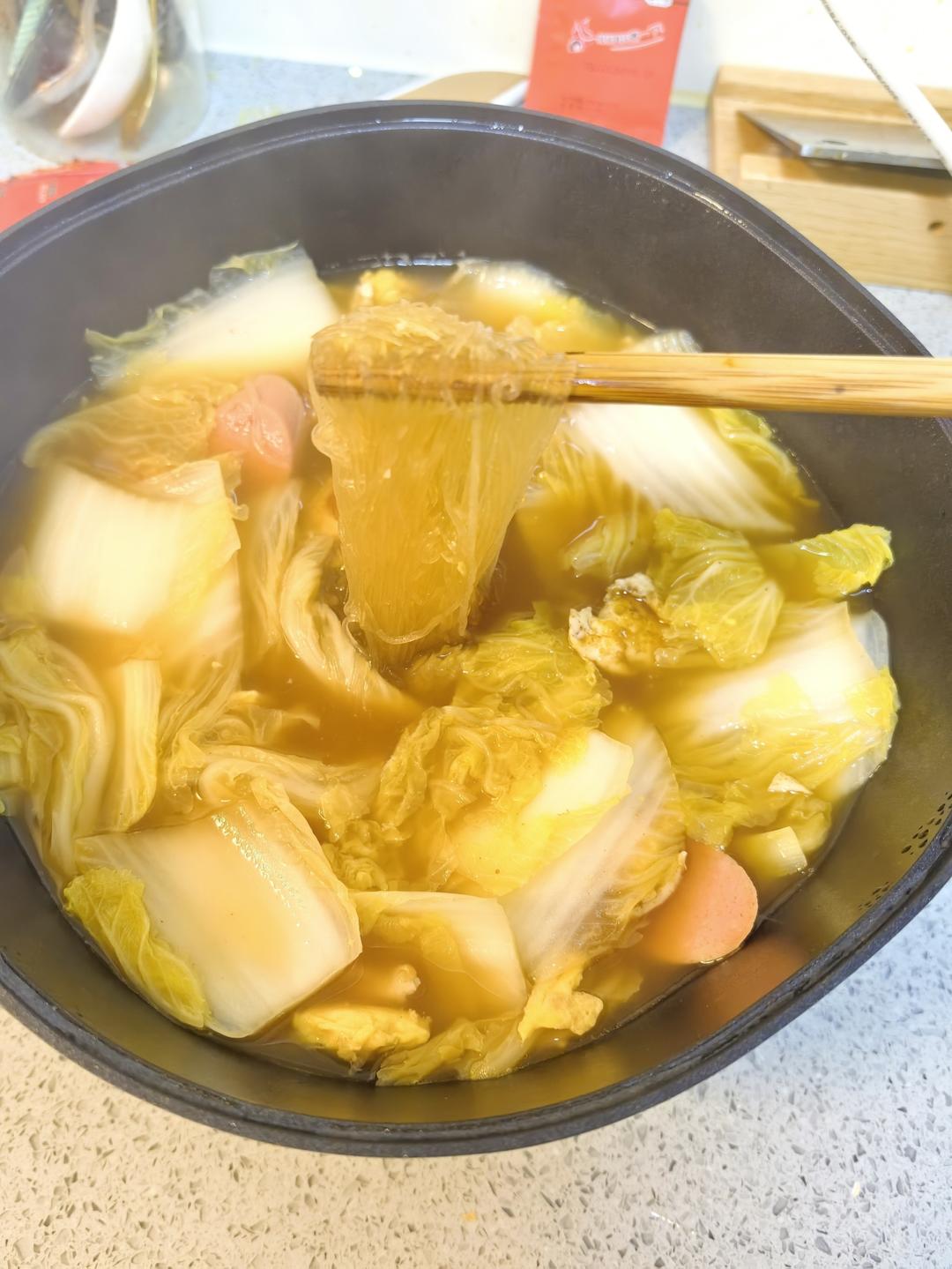 娃娃菜粉丝煲，低卡又鲜美