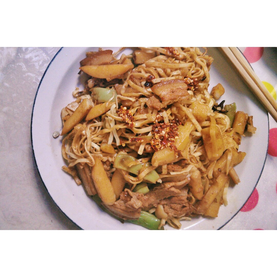 豆角焖面