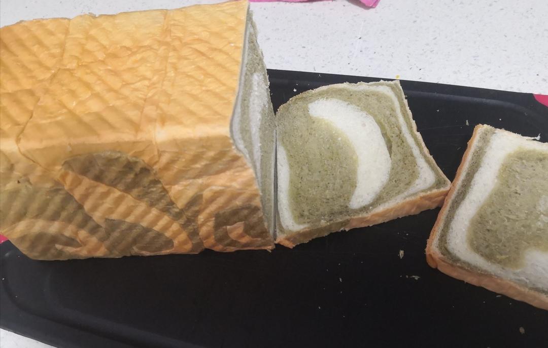 蜜豆抹茶双色吐司（波兰种）
