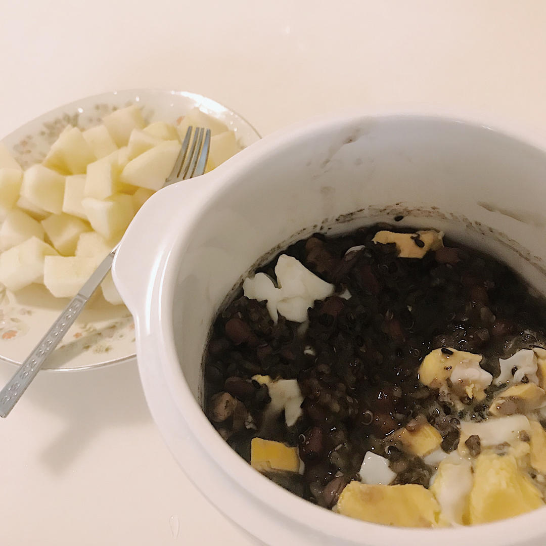 豆浆杂粮粥（别名：回归正轨粥）丨健康·三餐