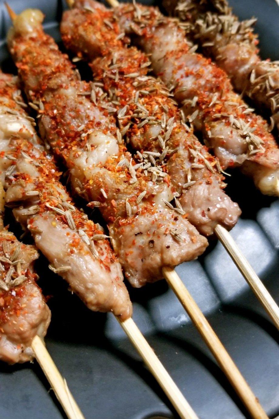 兔爷开心做的最解馋的烤羊肉串