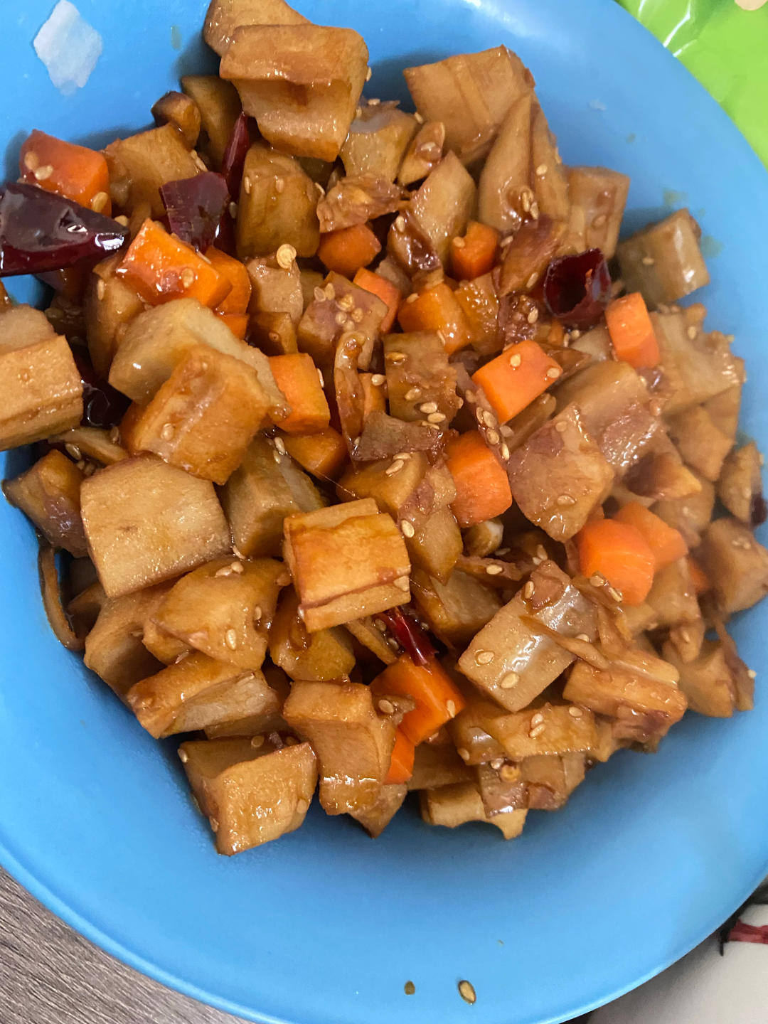 家常快手菜小炒藕丁真香