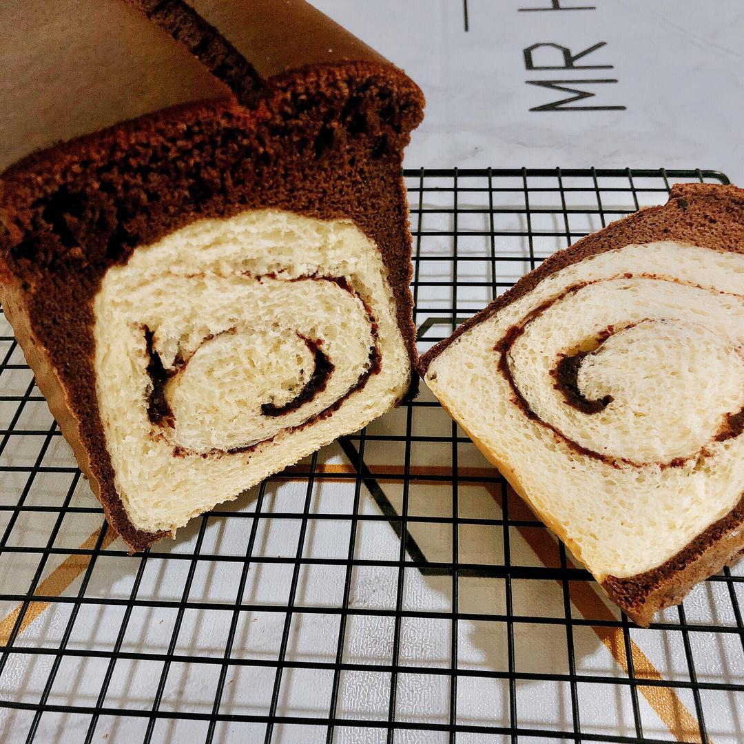 黑钻蛋糕吐司🍞的做法