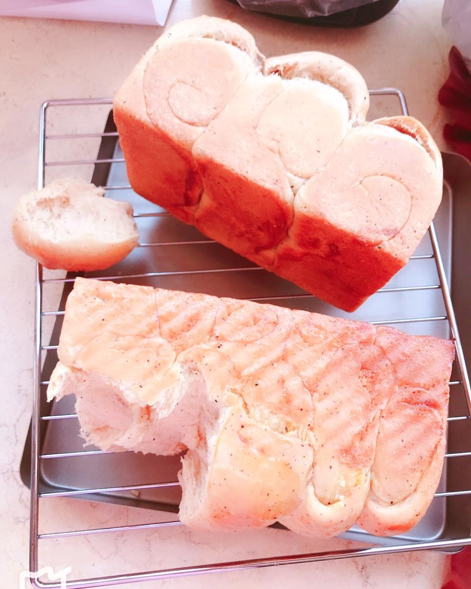 绵软火龙果吐司