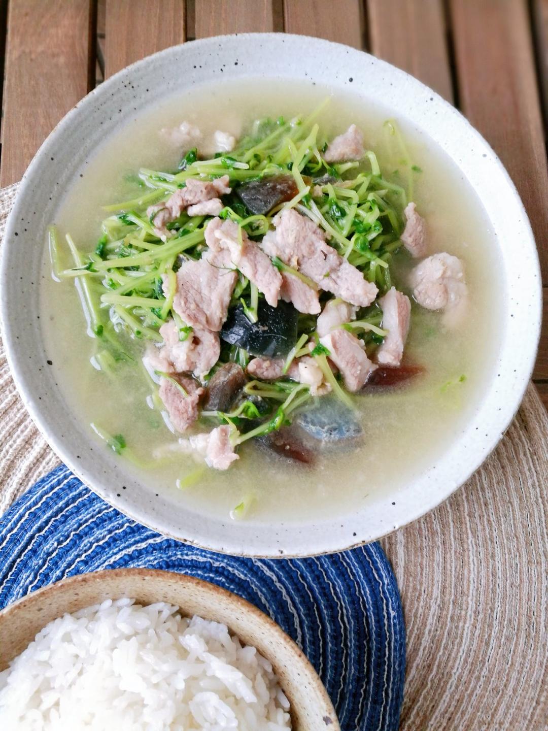 【上汤豆苗】特色粤菜，爽口解腻，鲜美好吃